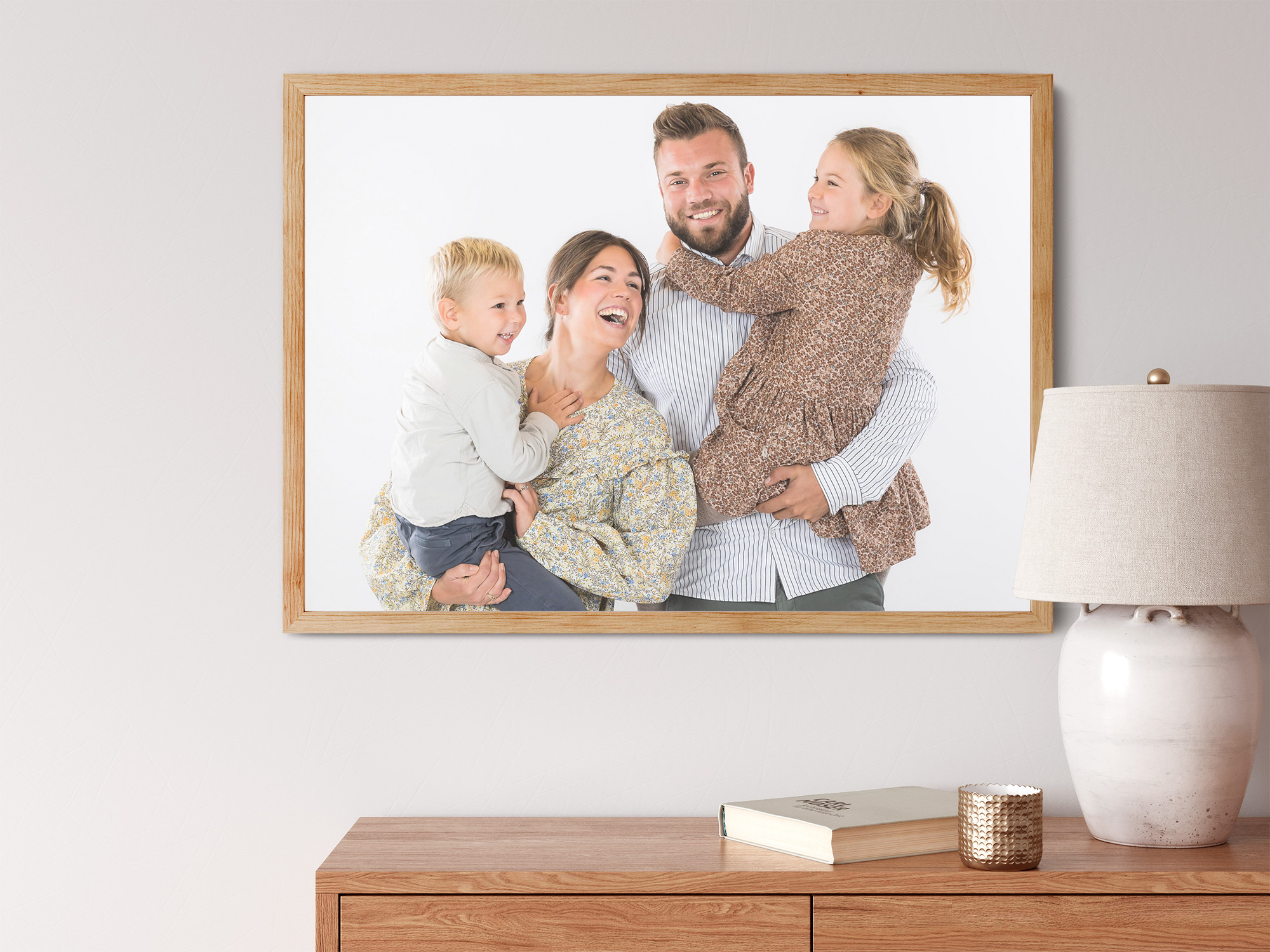 Fotovæg inspiration: 5 måder at arrangere dine familiebilleder